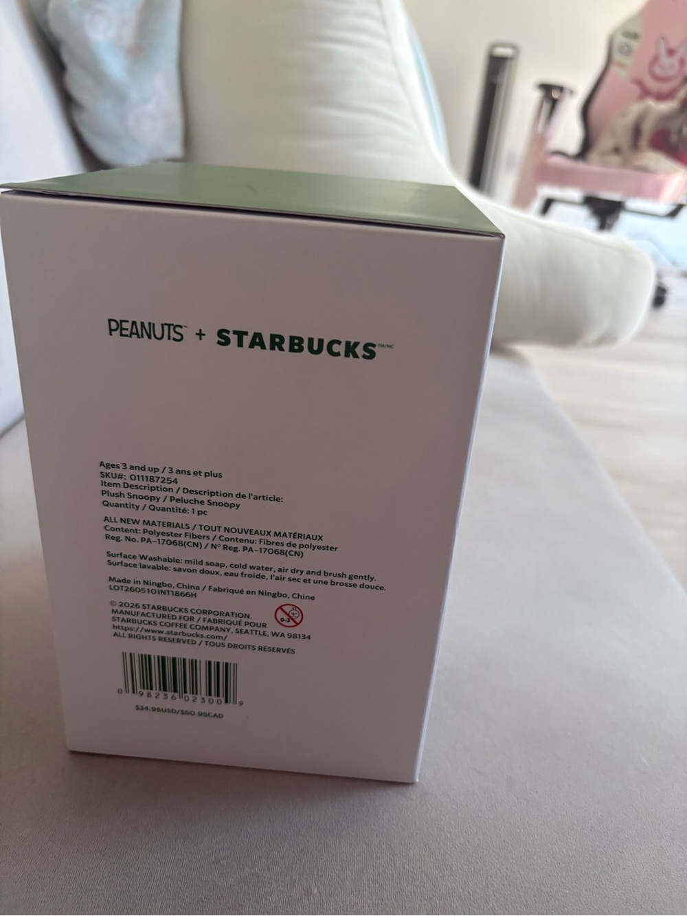 New in box Peanuts x Starbucks White Snoopy Plush - Collectiblew - Picture 3 of 3